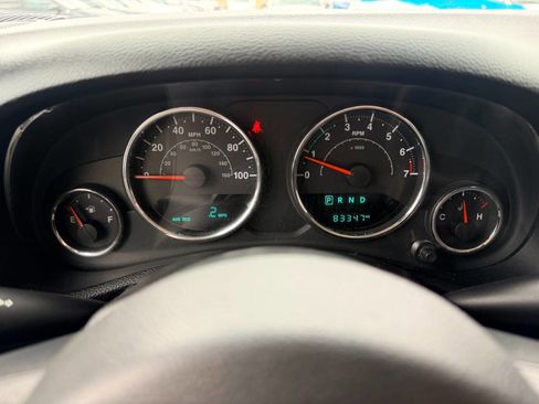 Used 2015 Jeep Wrangler Unlimited Sport image 36