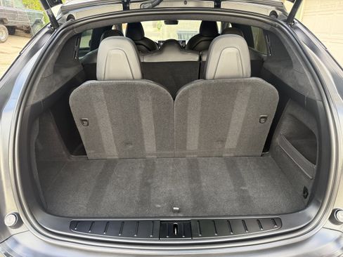 Used 2022 Tesla Model X image 22