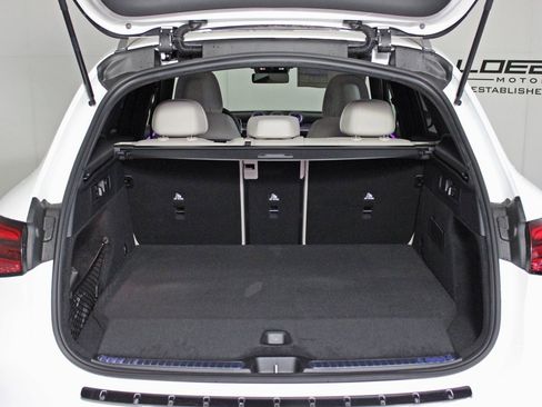Used 2026 Mercedes-Benz GLC 350e 4MATIC image 9
