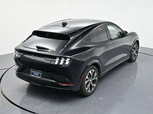 Used 2021 Ford Mustang Mach-E Premium image 13