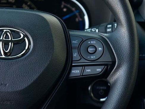 New 2025 Toyota RAV4 XLE image 13