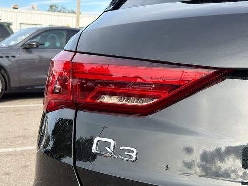 Certified 2024 Audi Q3 2.0T Premium Plus image 10