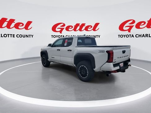 New 2025 Toyota Tacoma TRD Off-Road image 6