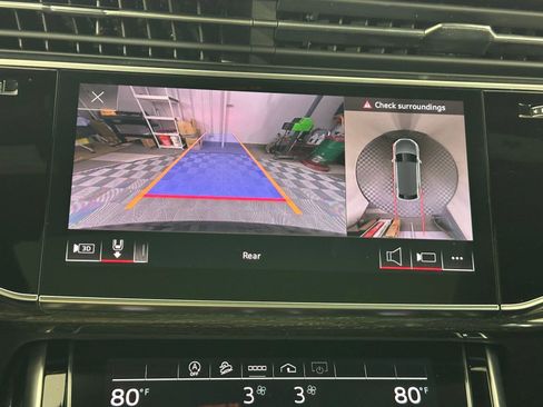 Used 2021 Audi SQ8 Premium Plus w/ Luxury Package image 25