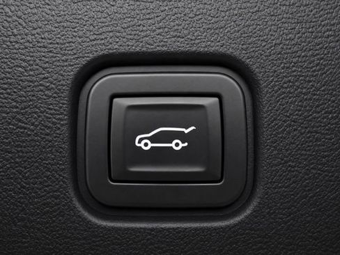Used 2024 Chevrolet Blazer EV LT AWD/4WD image 13