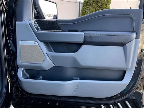 Used 2024 Ford F150 Lightning Flash image 23