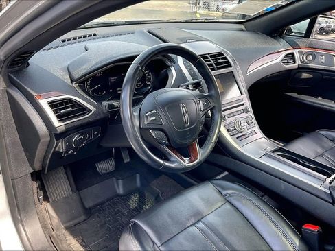 Used 2020 Lincoln MKZ Reserve w/ Elements Package AWD/4WD image 13