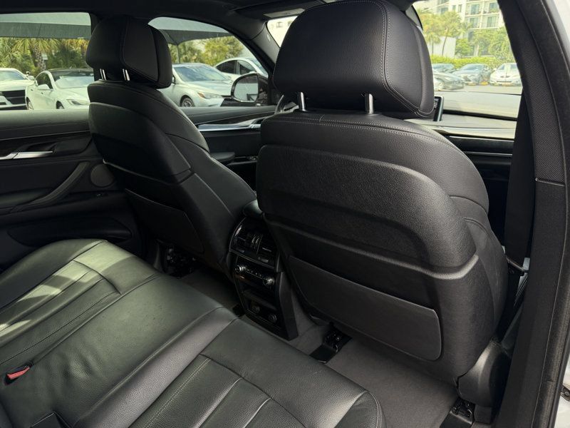 Used 2019 BMW X6 sDrive35i w/ Premium Package RWD image 28