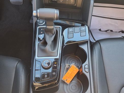 Used 2025 Kia Sportage X-Line image 14