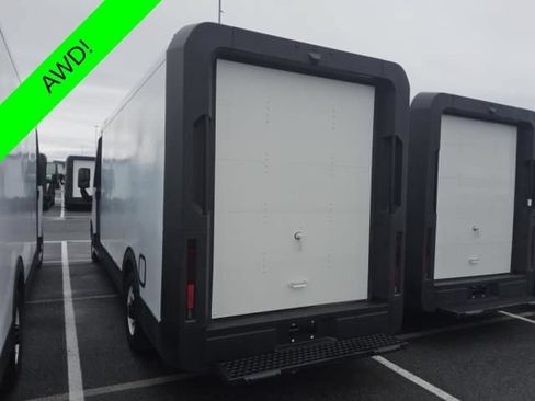 Used 2024 Chevrolet Brightdrop 600 w/ Commercial Equipment Package AWD/4WD image 11