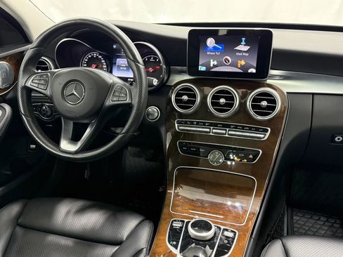 Used 2017 Mercedes-Benz C 300 4MATIC Sedan image 21