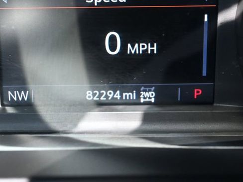 Used 2021 Chevrolet Tahoe Z71 w/ Z71 Signature Package image 16