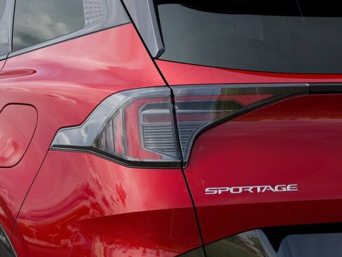 New 2026 Kia Sportage SX FWD image 11