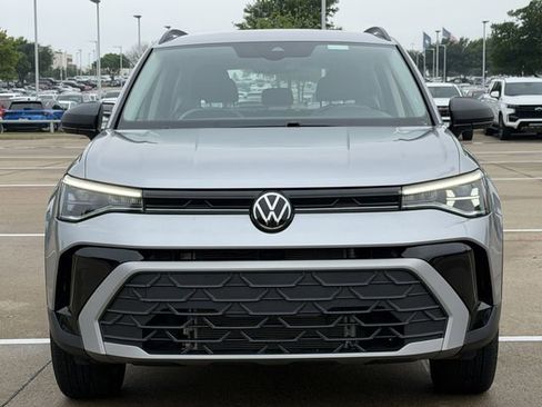 Used 2025 Volkswagen Taos S AWD/4WD image 7