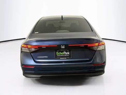 Used 2025 Honda Accord SE image 7