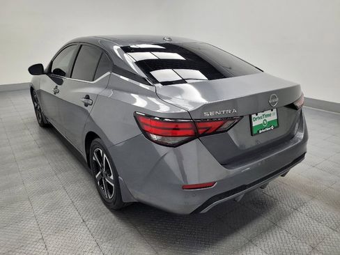 Used 2025 Nissan Sentra SV FWD image 5