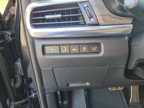 Used 2022 Kia Telluride SX w/ Towing Package FWD image 23