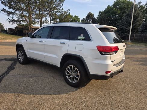 Used 2014 Jeep Grand Cherokee Limited w/ Trailer Tow Group IV AWD/4WD image 3