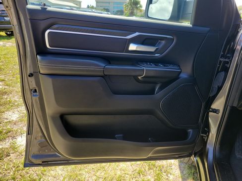 Used 2025 RAM 1500 Big Horn RWD image 14