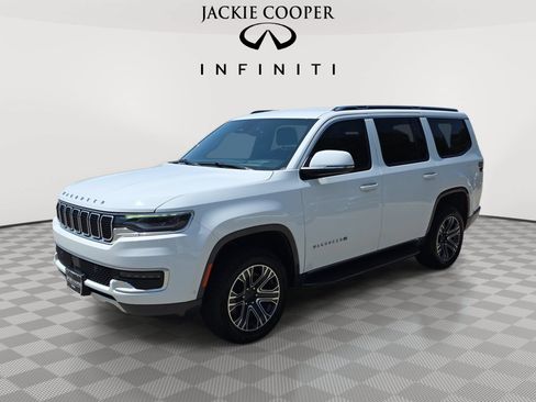 Used 2022 Jeep Wagoneer Series III AWD/4WD image 1