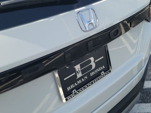 Certified 2023 Honda Pilot EX-L image 5