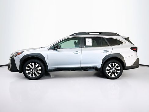 Used 2024 Subaru Outback Limited image 4