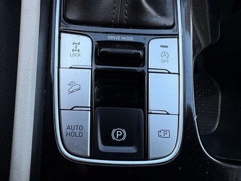 Used 2022 Hyundai Tucson SE w/ Cargo Package image 23