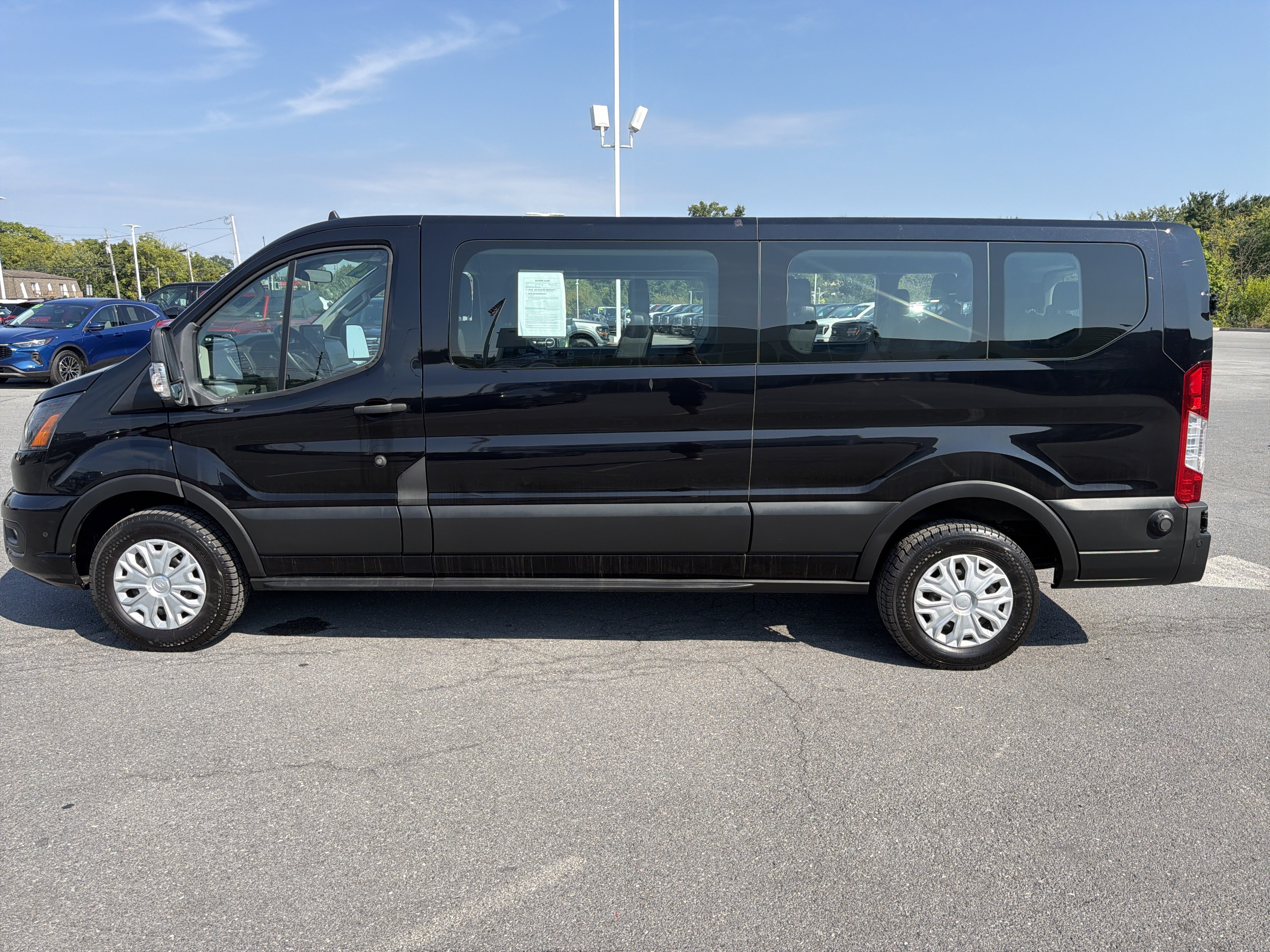 Used 2024 Ford Transit 350 XLT RWD image 7