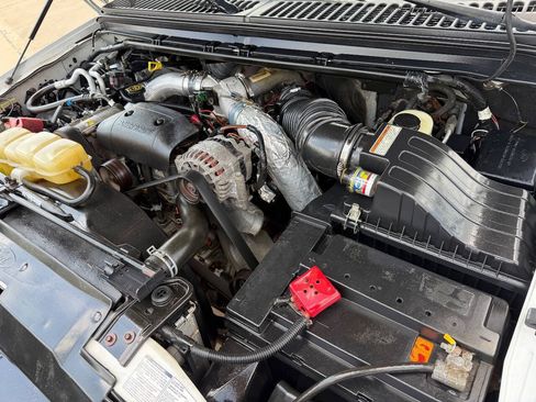 Used 2001 Ford F350 Lariat AWD/4WD image 10