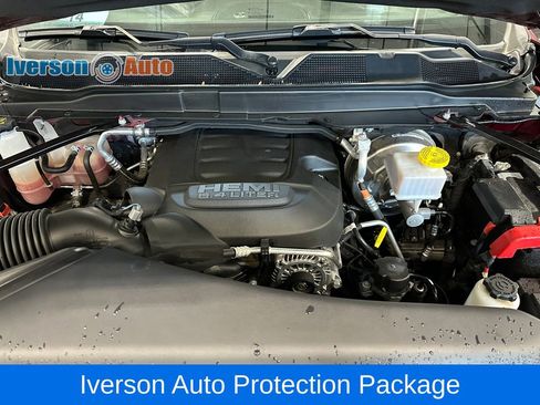 Used 2024 RAM 2500 Tradesman w/ Chrome Appearance Group AWD/4WD image 12