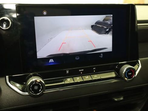 Used 2023 Chevrolet Colorado W/T image 19