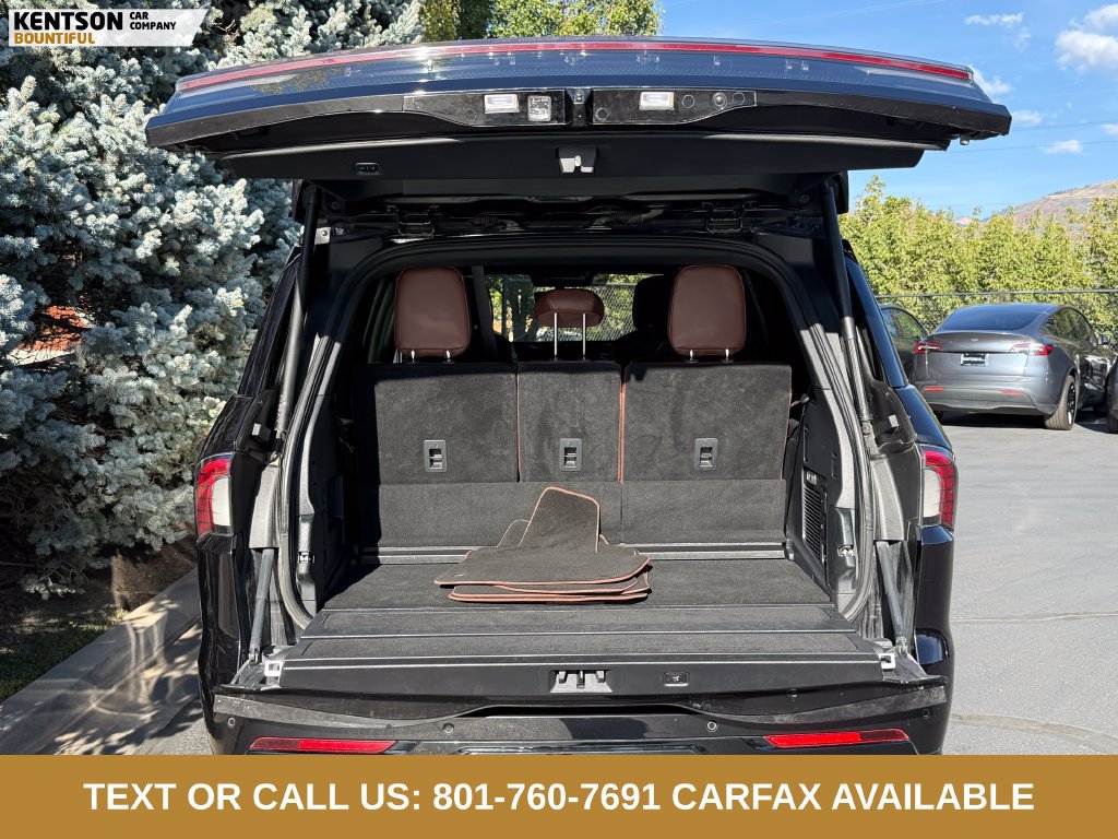 Used 2025 Lincoln Navigator Reserve AWD/4WD image 30