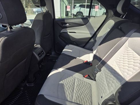 Used 2018 Chevrolet Equinox LT image 27