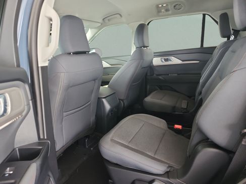 New 2026 Ford Explorer Active RWD image 16