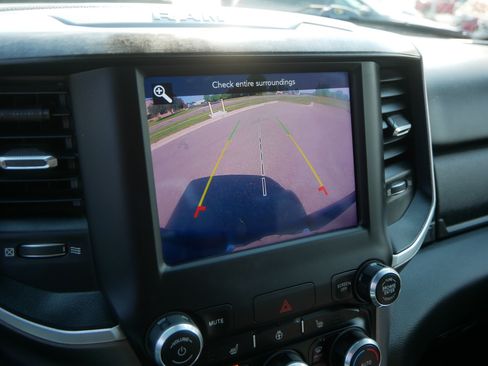Used 2019 RAM 1500 Big Horn AWD/4WD image 37