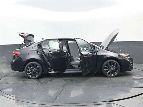 New 2026 Toyota Corolla SE image 30