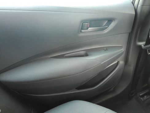 Used 2026 Toyota Corolla LE FWD image 27