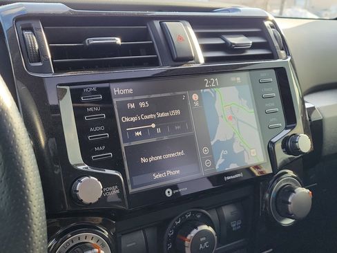 Used 2021 Toyota 4Runner TRD Off-Road Premium image 24