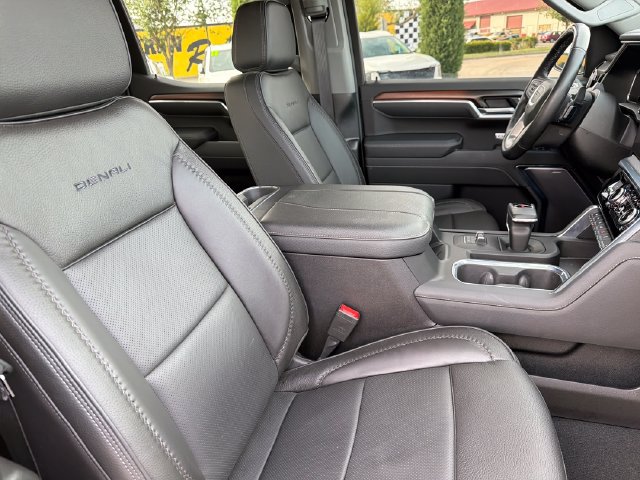 Used 2026 GMC Sierra 1500 Denali AWD/4WD image 25