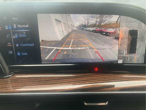 Used 2021 Cadillac Escalade ESV Premium Luxury image 26