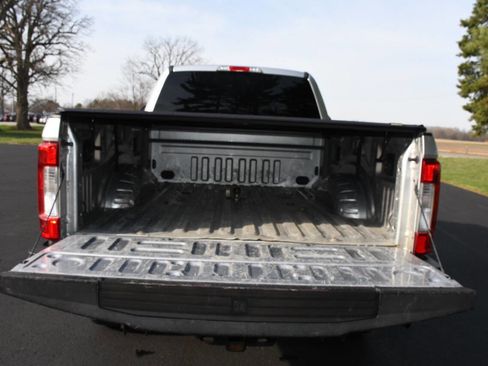 Used 2019 Ford F250 XLT w/ XLT Value Package image 18