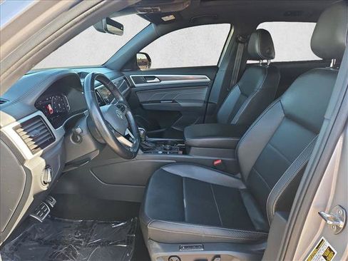 Used 2022 Volkswagen Atlas Cross Sport SEL R-Line AWD/4WD image 22