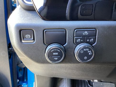 Certified 2023 Chevrolet Silverado 1500 LT image 31