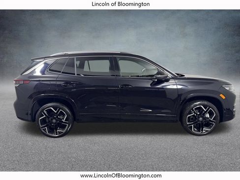 Used 2026 Volkswagen Tiguan SEL R-Line AWD/4WD image 7