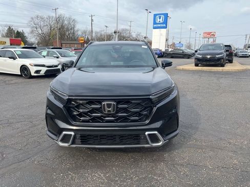 Used 2025 Honda CR-V Sport Touring image 8