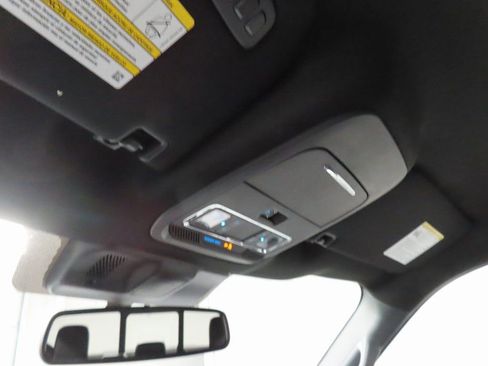 Used 2025 Ford F150 Lariat image 24