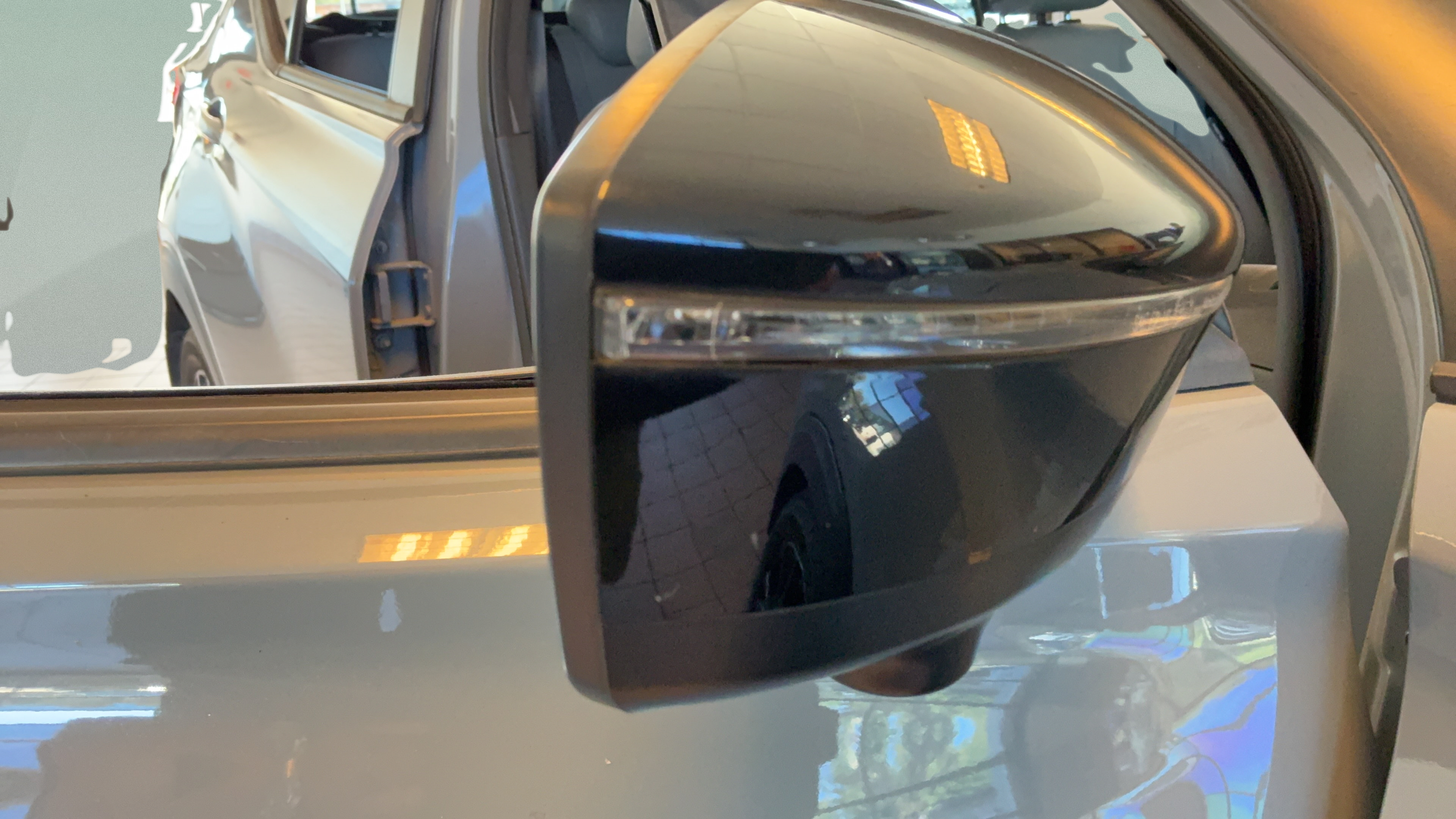 Used 2021 Nissan Kicks SR w/ SR Premium Package FWD image 34