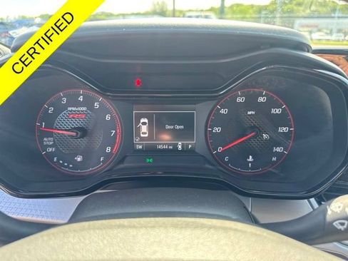Used 2024 Chevrolet Trax RS w/ Sunroof Package FWD image 13