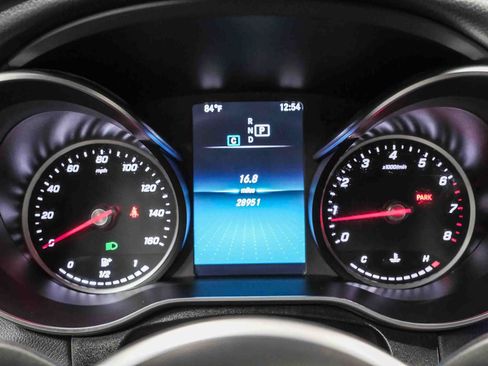 Certified 2022 Mercedes-Benz GLC 300 image 26