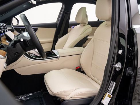 Used 2023 Mercedes-Benz C 300 C 300 image 16